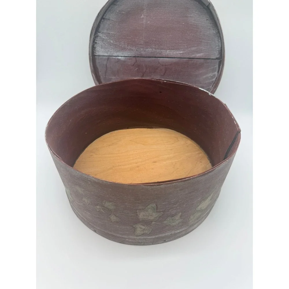 Vintage 1930s Bentwood Hat Box Hand Painted Ivy Leaf Round Storage 15 Inch Wide
